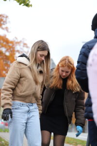 600 żonkili na 600-lecie Ełku, sadzenie cebulek