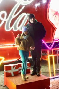 świąteczna ciężarówka coca-cola, plac Jana Pawła II, Mikołaj