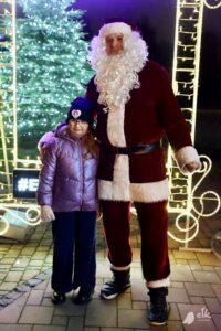 świąteczna ciężarówka coca-cola, plac Jana Pawła II, Mikołaj